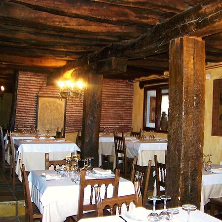 Palacio De Los Alvarado En Las Merindades El Ribero Extérieur photo