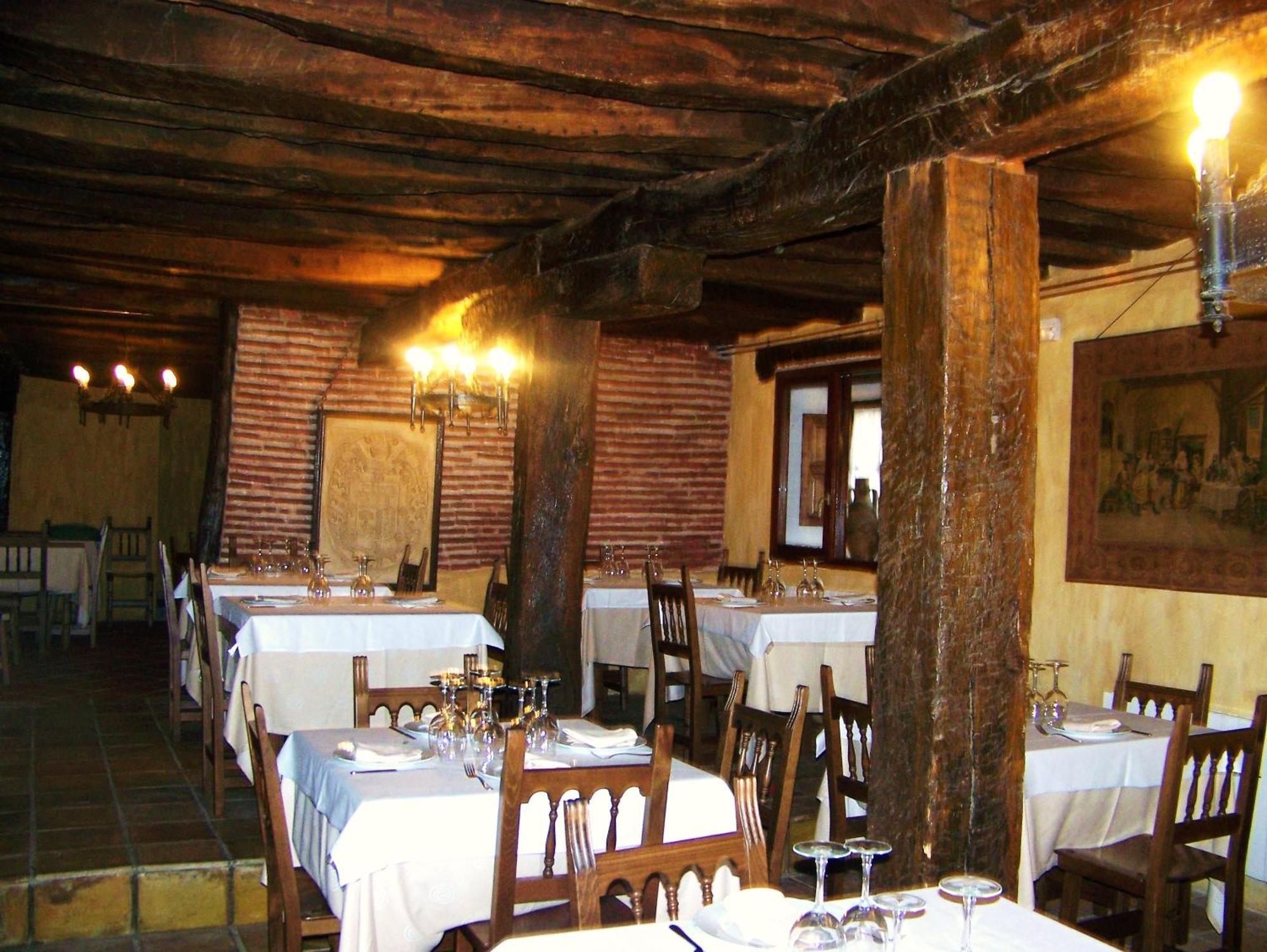 Palacio De Los Alvarado En Las Merindades El Ribero Extérieur photo